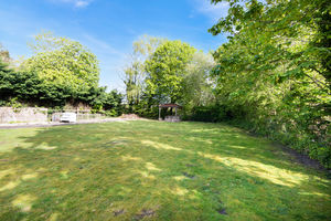 Photo 13- click for photo gallery